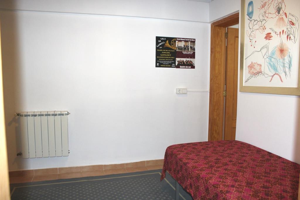CHALET CON PISCINA EN  SA RAPITA.